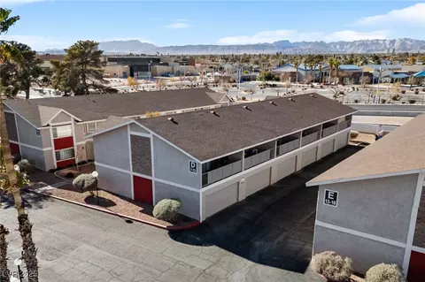 100 S Crestline Dr #10, Las Vegas, NV 89107