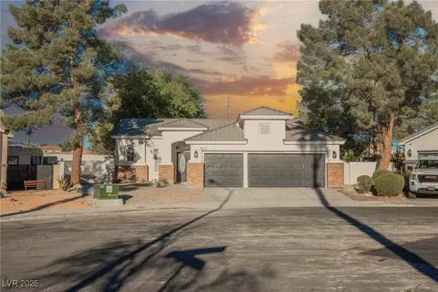 5533 Green Willow St, Las Vegas, NV 89130