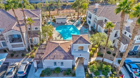 2325 Windmill Pkwy #523, Henderson, NV 89074