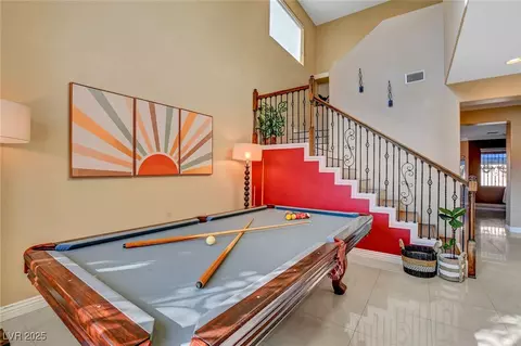 920 E Hammer Ln, North Las Vegas, NV 89081