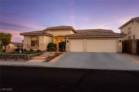 8065 Lapis Harbor Ave, Las Vegas, NV 89117
