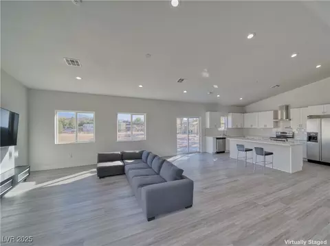 2744 Mount Charleston Dr, Pahrump, NV 89048