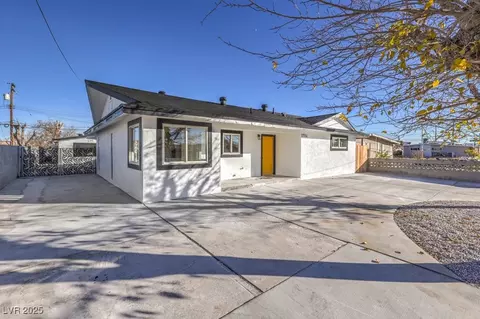 1704 Ferrell St, Las Vegas, NV 89106