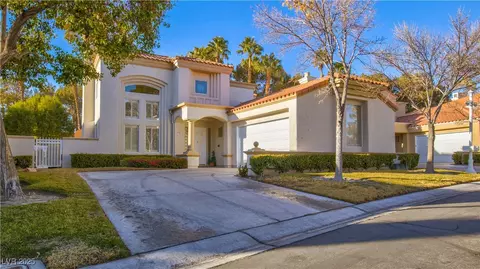8236 Horseshoe Bend Ln, Las Vegas, NV 89113