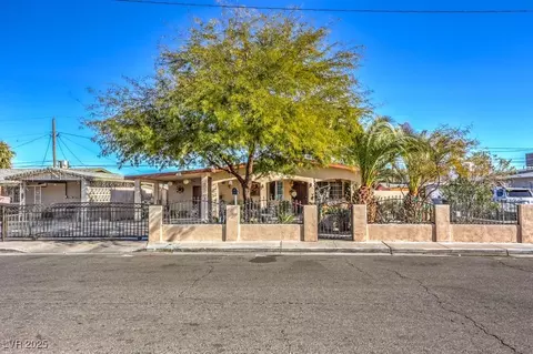 2608 Spear St, North Las Vegas, NV 89030