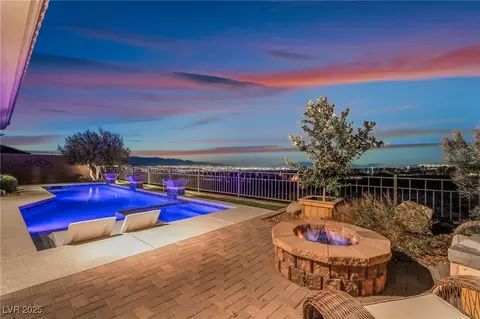 2837 Josephine Dr, Henderson, NV 89044