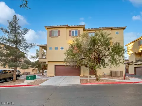 5965 Palmilla St #2, North Las Vegas, NV 89031