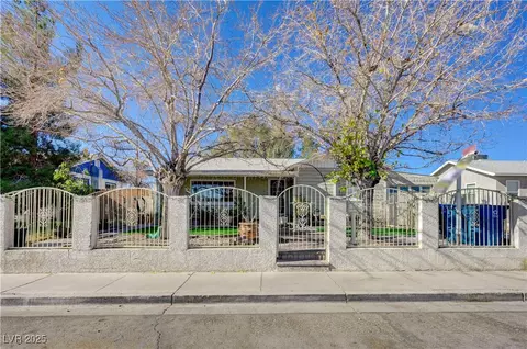 2215 Mccarran St, North Las Vegas, NV 89030