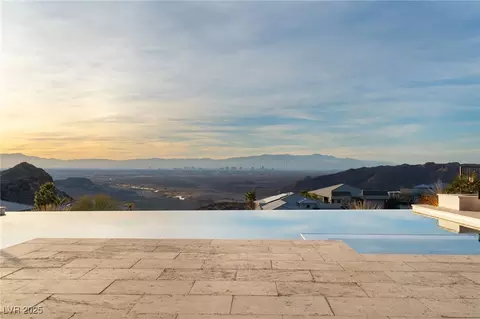 49 Vista Outlook St, Henderson, NV 89011
