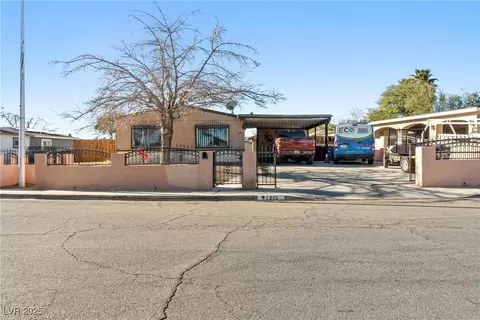 1215 Ferguson Ave, North Las Vegas, NV 89030
