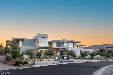 14 Magic Stone Ln, Las Vegas, NV 89135
