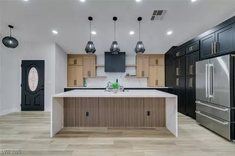 160 Swale Ln, Las Vegas, NV 89144