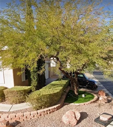 1173 Stormy Valley Rd, Las Vegas, NV 89123