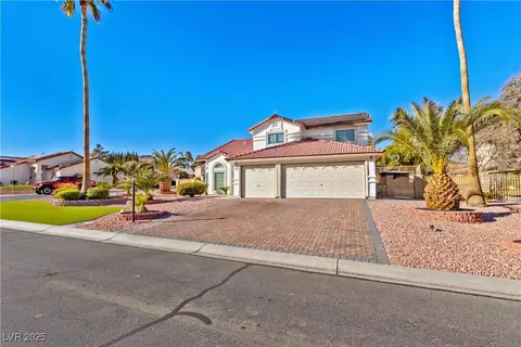 5112 Palm View Dr, Las Vegas, NV 89130