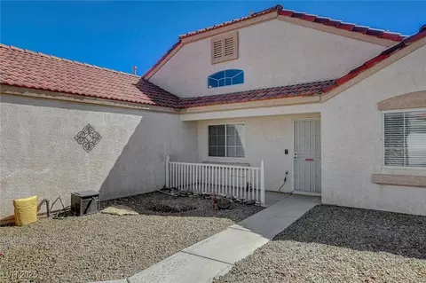 2715 Coral Cliffs Ct, North Las Vegas, NV 89031