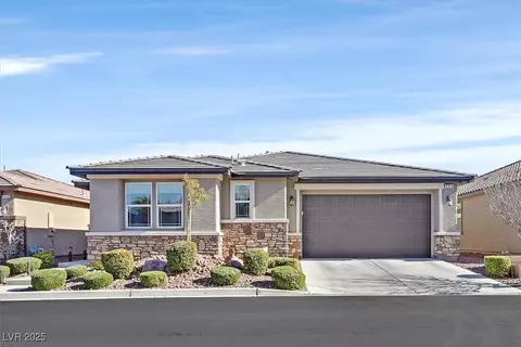 6914 Willowcroft St, Las Vegas, NV 89149