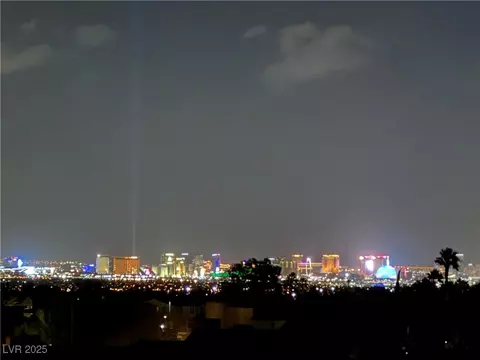2255 Potter Lake Ave, Henderson, NV 89052
