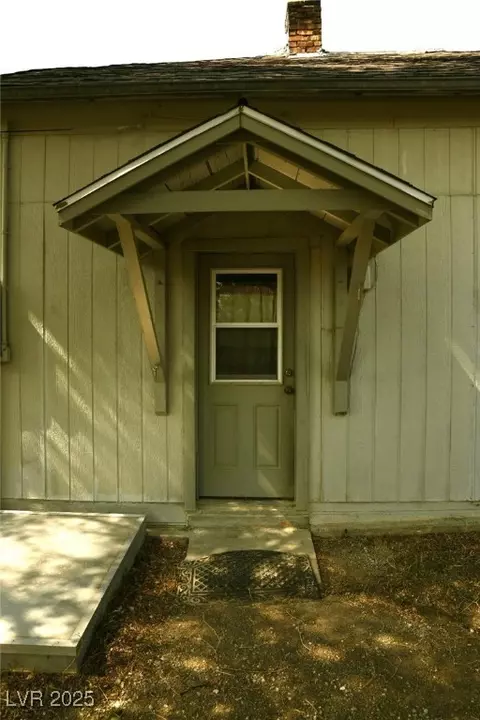 Exterior - 190 Belfort Ave, Ely, NV 89301 photo 1 of 5