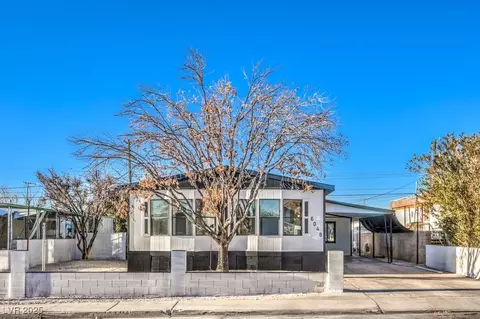 6048 Great Smoky Ave, Las Vegas, NV 89156