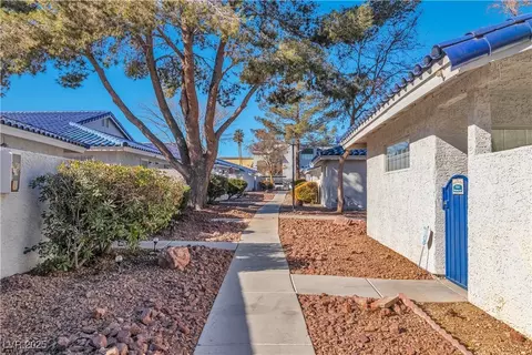 2121 Willowbury Dr #A, Las Vegas, NV 89108