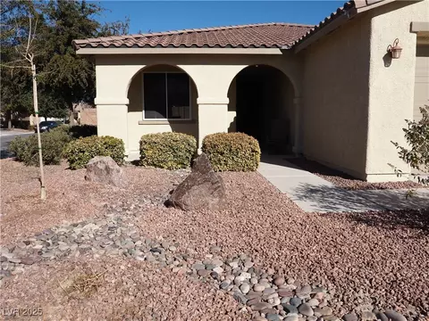 4694 E Lucera Ct, Pahrump, NV 89061