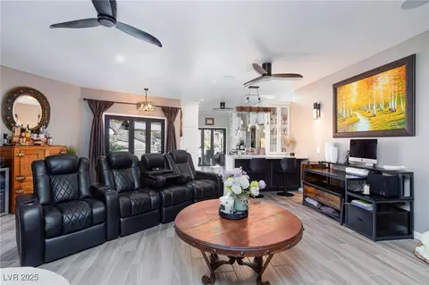8175 Arville St #216, Las Vegas, NV 89139
