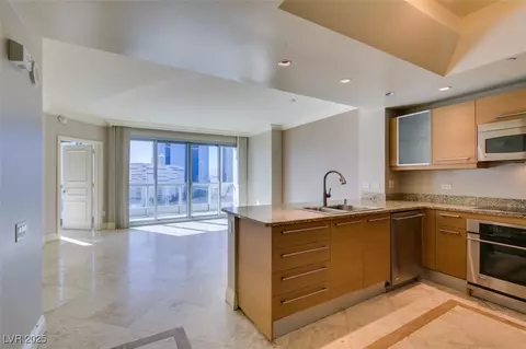 222 Karen Ave #1604, Las Vegas, NV 89109