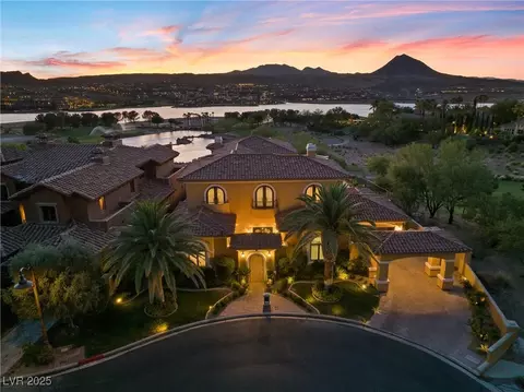 17 Rue Du Rivoli Pl, Henderson, NV 89011