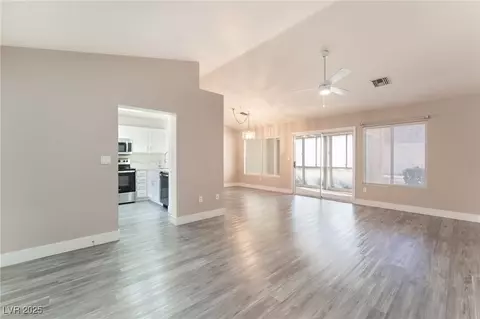 8617 Prairie Hill Dr, Las Vegas, NV 89134