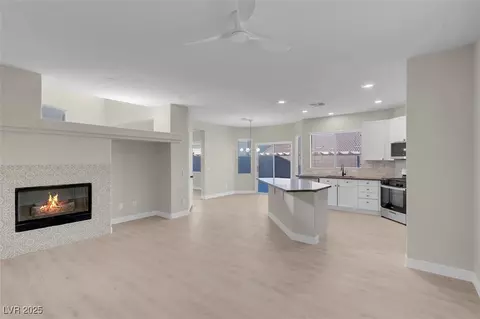 6993 Silk Oak Ct, Las Vegas, NV 89148