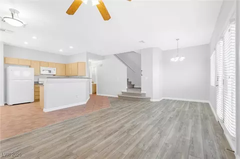 6637 Lookout Lodge Ln #2, North Las Vegas, NV 89084