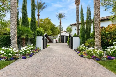19 Quintessa Cir, Las Vegas, NV 89141