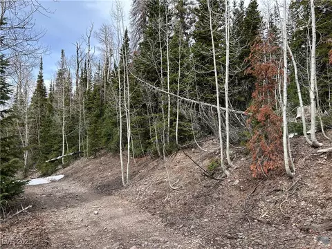 380 N Forest Dr, Brian Head, UT 84719 photo 3