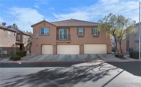 375 Kensington Palace Ave #3, North Las Vegas, NV 89032