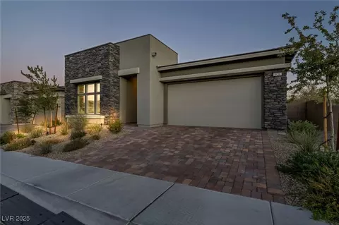 928 Calluna Hills Ln, Las Vegas, NV 89138