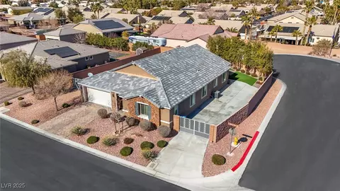 6692 Radiant Red Ave, Las Vegas, NV 89130