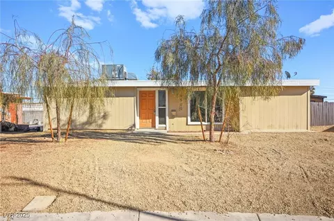 4520 Harmon Cir, Las Vegas, NV 89122