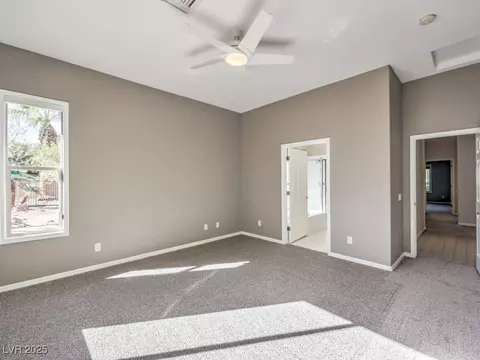 Bedroom - 12 Fallows Fire Ct, Henderson, NV 89052 photo 5 of 10