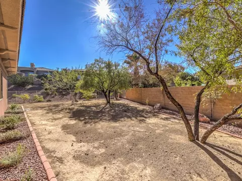 Exterior - 12 Fallows Fire Ct, Henderson, NV 89052 photo 8 of 17