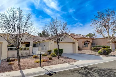 9921 Hemet Dr, Las Vegas, NV 89134