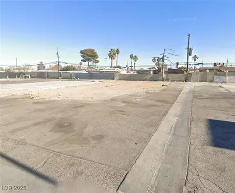 2201 Paradise Rd, Las Vegas, NV 89104