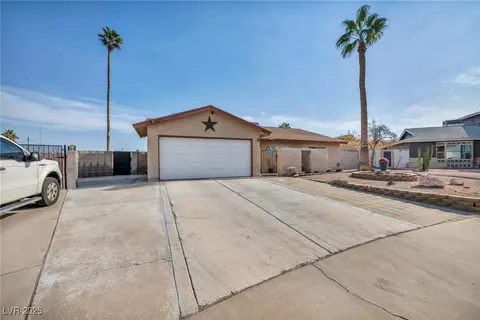 659 Glenwood Ln, Henderson, NV 89002