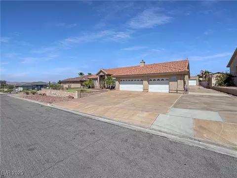 519 Crestway Rd, Henderson, NV 89015