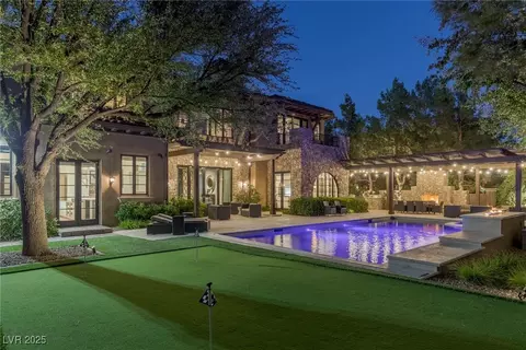 7 Vintage Canyon St, Las Vegas, NV 89141