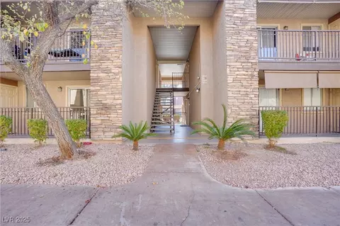 5060 Indian River Dr #377, Las Vegas, NV 89103