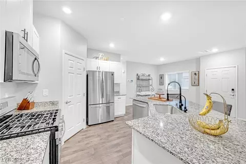 4655 Fuchsia Nights Ave #103, North Las Vegas, NV 89084