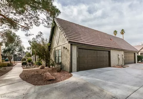 3988 Salisbury Pl, Las Vegas, NV 89121