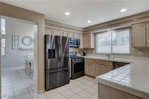 2153 Eaglecloud Dr, Henderson, NV 89074 photo 11