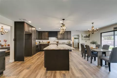 390 Peaceful St, Las Vegas, NV 89110