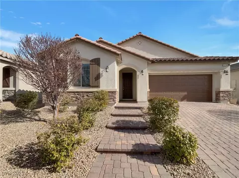 6220 Cotinga St, North Las Vegas, NV 89031
